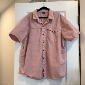 Patagonia 100% Cotton Casual Button Down Shirt with Pocket. Size L